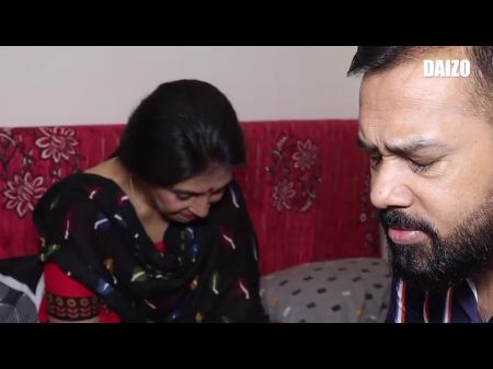 Dost Ke Biwi Ko Ghar Mein Akele Me Chhad Diya - Real Movie Footage