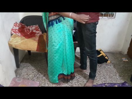 اتصلت بي زوجة صديقي بالمنزل وحصلت على بوسها بكل سرور 