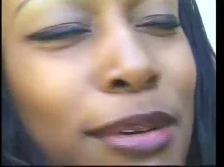 Hot Ebony Queen Takes The Manmeat