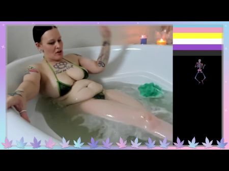 与 gothbunny 一起洗澡的时间 