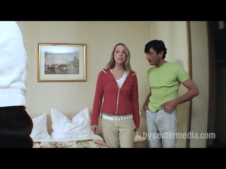 primer trío de la adolescente klara frente a la cámara parte 1 