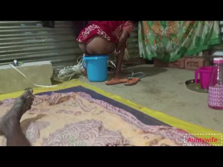 Raat Mein Aunty Ki Le Li Kali Chut Clear Hindi Audio Stunning Indian Aunty