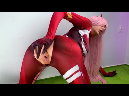 Zero Two zum ersten Mal gefickt und ins Gesicht gespritzt 