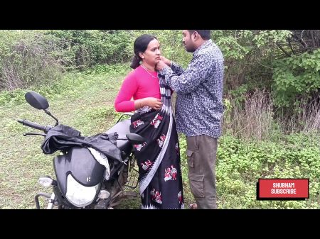 india desi kavita folla con su novio en la jungla al estilo perrito engañando a su marido, juega sexo romántico con su amante, 
