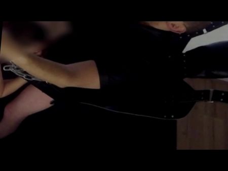 uda me follo a mi esposa MILF con su corsé rojo rizado en un columpio sexual, duro, largo y profundo, carga de semen en su coño 