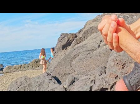 Beach Adventure: Blowage And Cumshot With A Sexy Woman When Her Friend Movie Us