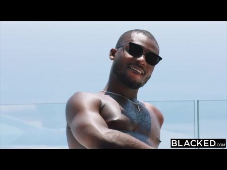 follada por chicas negras tienen 3 bbc junto a la piscina orgía 