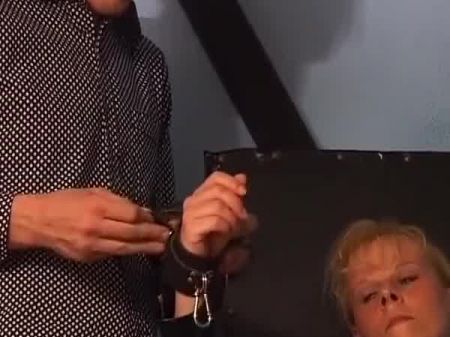 Deutsche Schlampe Mit Großen Brüsten Bekommt Nach Harter Arschspanking-aktion Eine Gesichtsbehandlung 