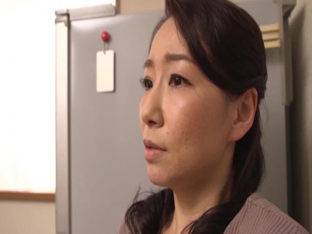 m964g02 如果看到漂亮婆婆安慰自己……被成熟女人的气味误导，挥舞着肉棒的恋爱