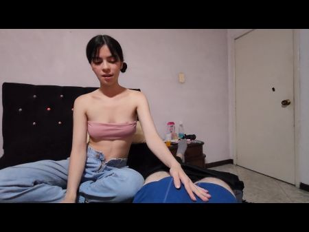 火辣继姐引诱她继兄弟操她...，完美身材火辣性爱。 