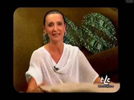 Joanna Golabeck Maglioncino Traforato . Huge Boobs