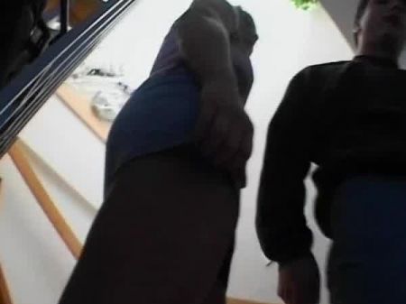 una adolescente rubia de alemania tomando dos pollas para ella sola 