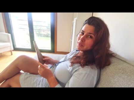 لقد صدمت ربيب cums في زوجة الأب معتقدة أنها في غياب زوجها 