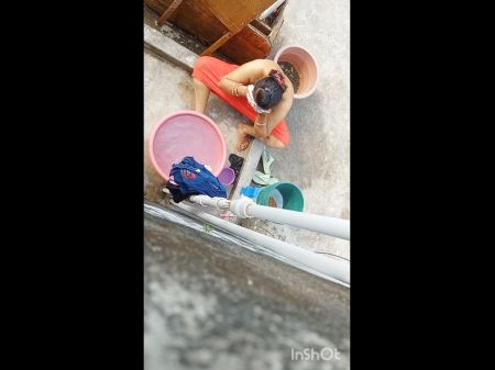 Desi Indian Bhabhi Bathtub Vid