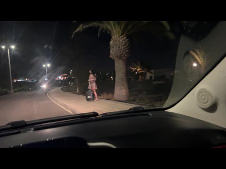 التقيت بفتاة من المقعد المجاور لي في الطائرة ثم مارس الجنس معها 