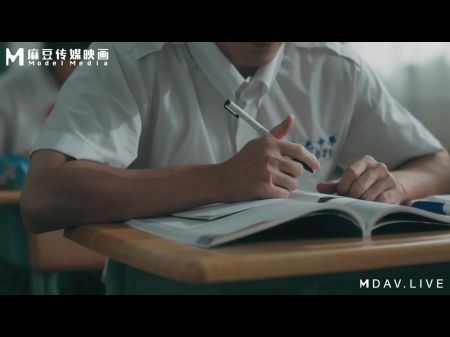 modelmedia asia 我大学时的女朋友被一个黑人的大鸡巴操了 
