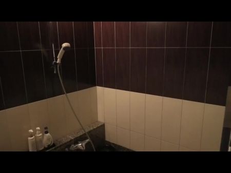 雷纳他妈的视频博客没有。 98：在去拜访她的朋友之前和我一起出去的苗条女孩第 1 部分 