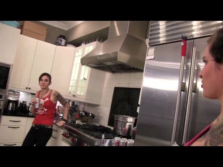 Tat Honeys Have Fucky-fucky In Kitchen