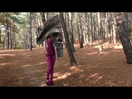 تصوير إباحي غير متوقع أثناء جلسة تصوير مع عارضة أزياء روس 