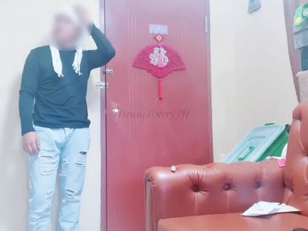 送货骑手吃了我的小穴，我多次射精并潮吹
