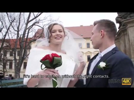 hunt4k. Süße Teenie-Braut wird vor den Augen ihres Bräutigams gegen Bargeld gefickt 