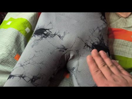 Wow , The Stepbrother Dared To Fondle Her Fuckbox ! Step - Step-sister Has Such A Perfect Fuckbox And Goes After The Contour Of Her Fuckbox In Her Leggings