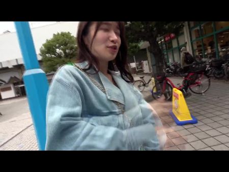 Part 1 用美臀邀请你的游泳教练 戴上遥控转子想要散步的姐姐 惊心动魄 高潮不断的呻吟声 感觉背后，对玩具着迷 性欲不减，粗俗就是神