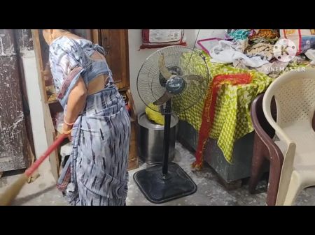 Kamwali bai ki desi chudai padosi 继父 ne bhabhi ko 