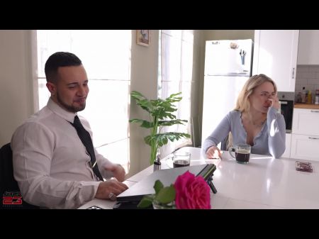 我用我23厘米的大鸡巴操我最好朋友的女朋友