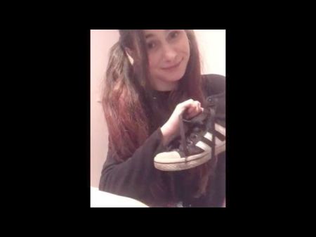 : Super-cute Petite Gf Wants You To Smell Her Stinky Soles X