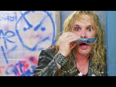 Steel Panther - Gloryhole Music Flick