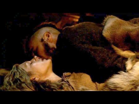 Katheryn Winnick Hump Gig In Vikings On Scandalplanet . Com