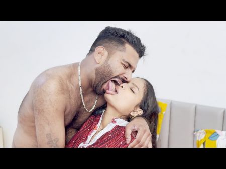 Indian Desi Lovers Embark Total Hard Hindi Bang-out Movie Inside The Bus