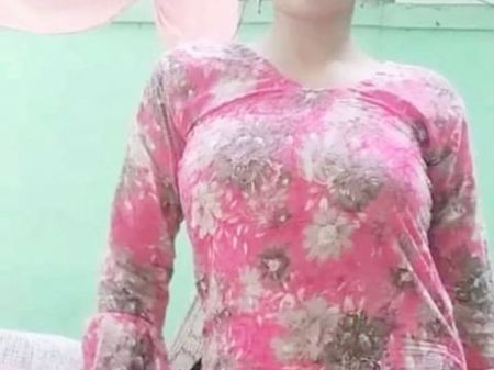 bihari ladki ki chut dekh kar pani nikl aaya fir maje le kar