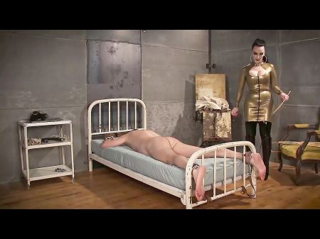 Femdomlady Caning Masculine Slvave