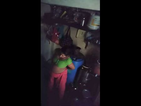 Bhabhi Free Bathtub 2