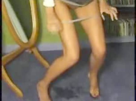 Desperation Piss In The Bedroom