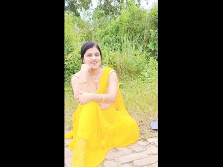 Bhabi Ko Gift De Kar Jamke Choda . Bhabi In Rosy Saree Looks Like So Sweet .