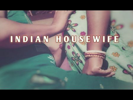 village housewife fucky-fucky in home