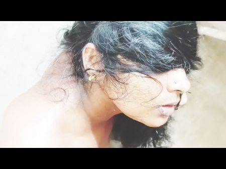 indian aunty toilet sex , pounding husbend