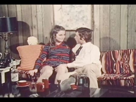 Four Girls In Trouble (1970 , Us , John Holmes , Total , Dvdrip)