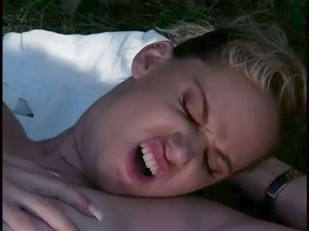 Amazing Lesbos With Nice Tits Eat Pussy And Play With Fucktoys