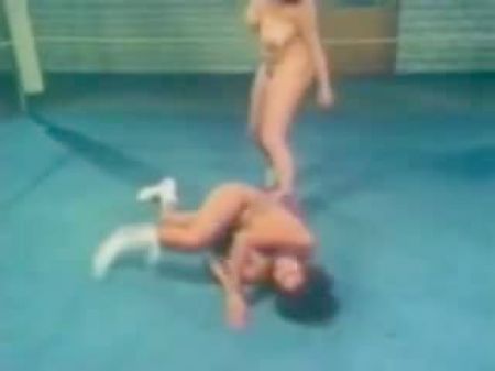 Giant Knocker Retro Wrestling