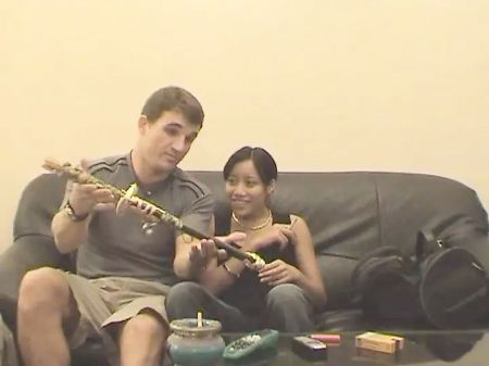 French Babe Gets Her Trimmed Cootchie Humped Like Never Before !