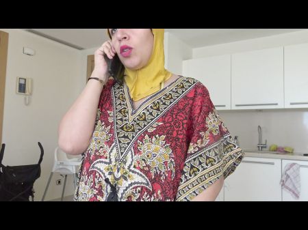 Beurette Arabe A La Chatte Chaude Poilue Se Fait Defoncer Par Son Chief Britanique