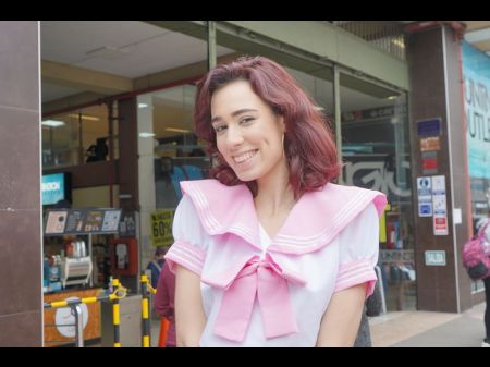 This Is How You Trick A Shy Venezuelan Otaku