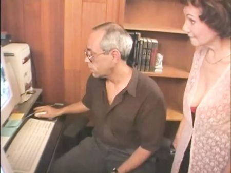 2 Naughty Grandmothers Love Black Rod !