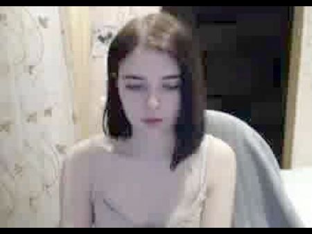 Eighteen Yr Elderly Hottie