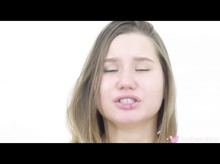 solo lush nymph , amalia davis is wanking , in 4k