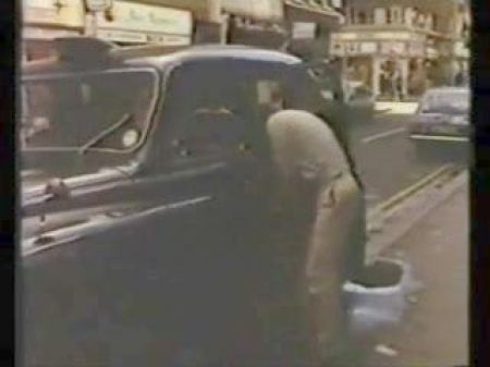 A Policewoman Was Slapped
